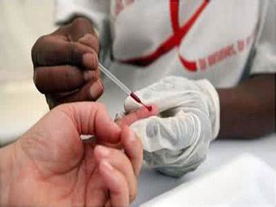艾滋病感染途径：血液传播