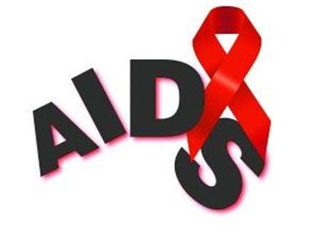 艾滋病携带者应积极治疗，争取延缓发展为艾滋病人