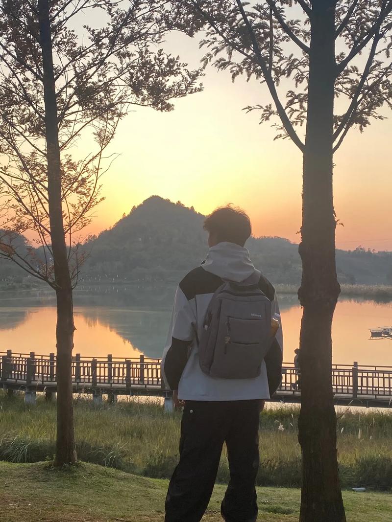 凤凰大视野艾滋