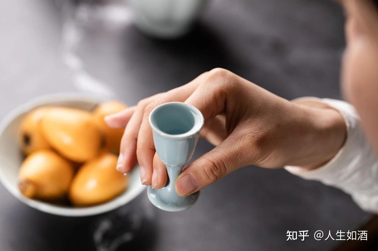 hiv的人什么症状图片