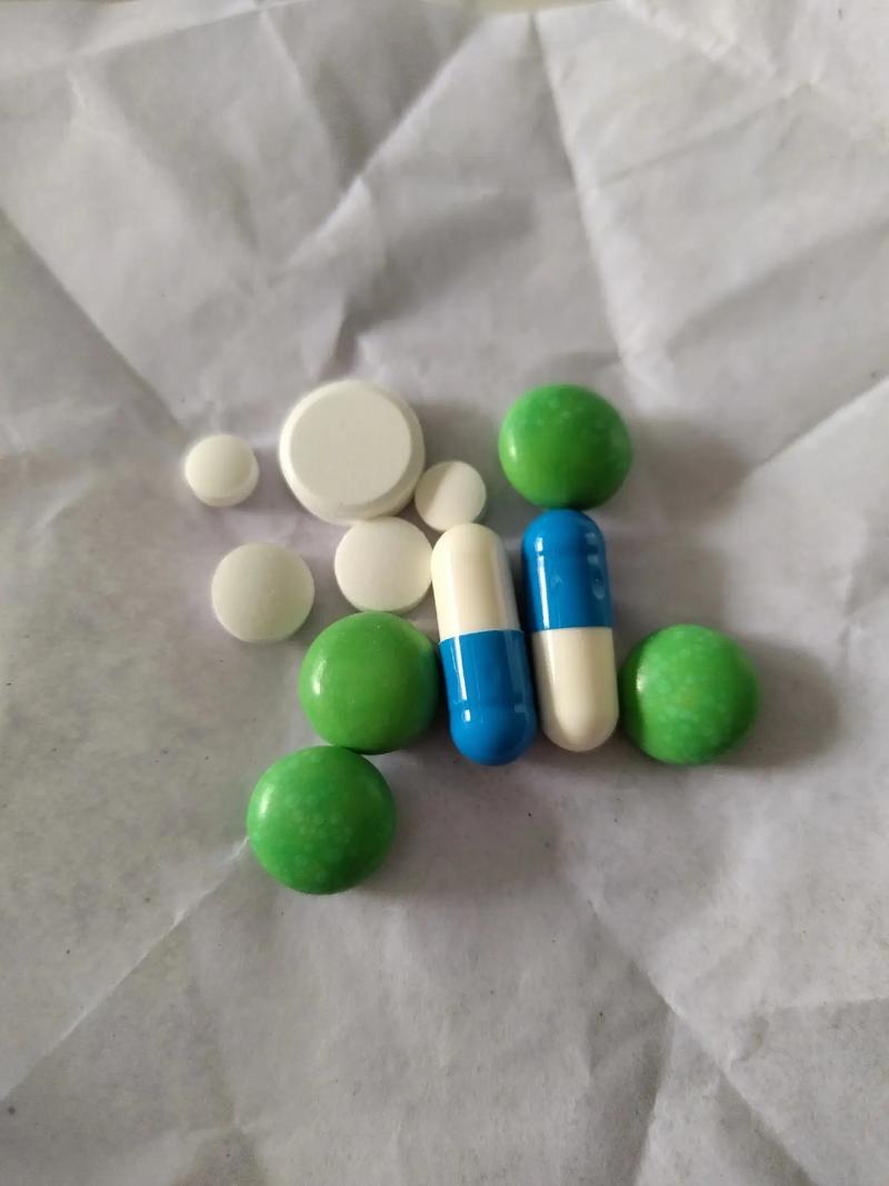 hiv咽喉症状图片