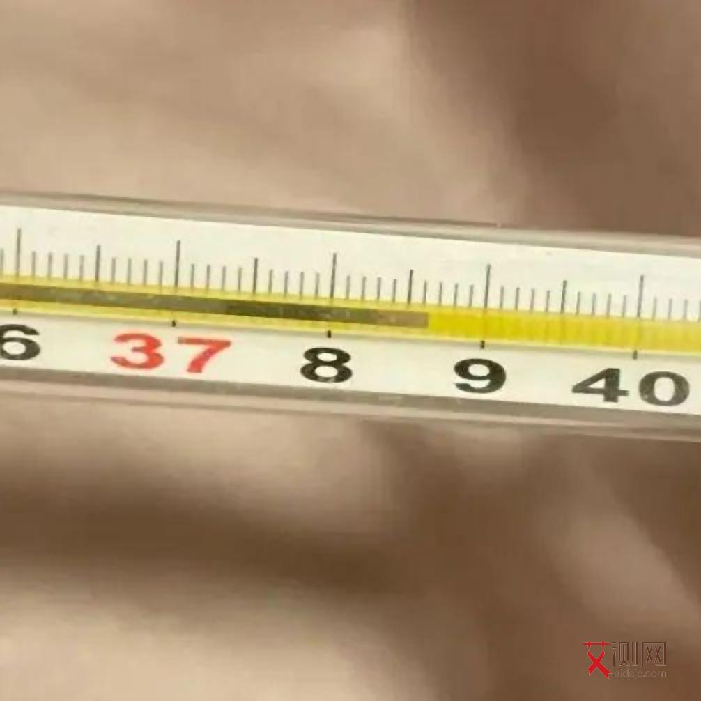 男性艾滋病毒下面有什么症状图片