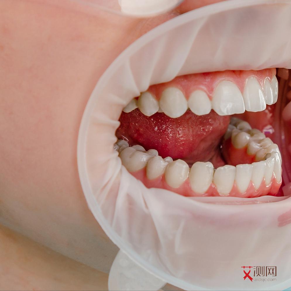 艾滋病多久发作症状会消失