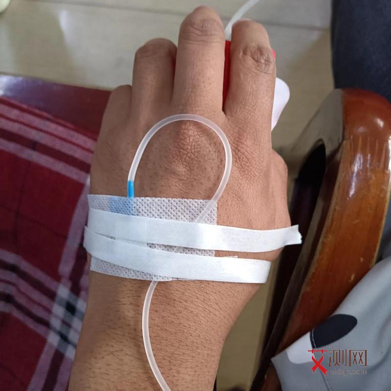 艾滋病多久会出现胸闷气短