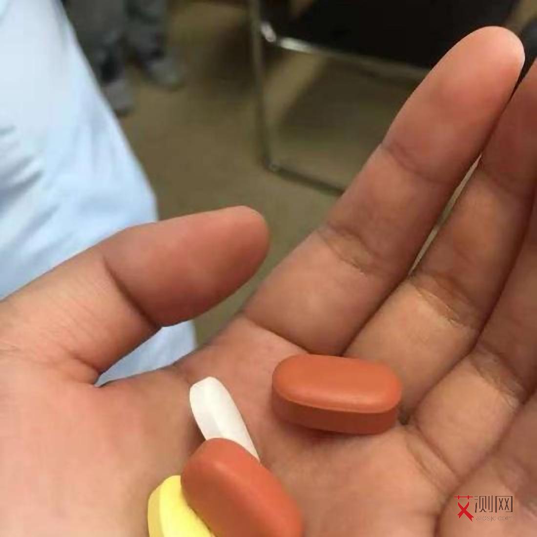 艾滋病会下体流血吗