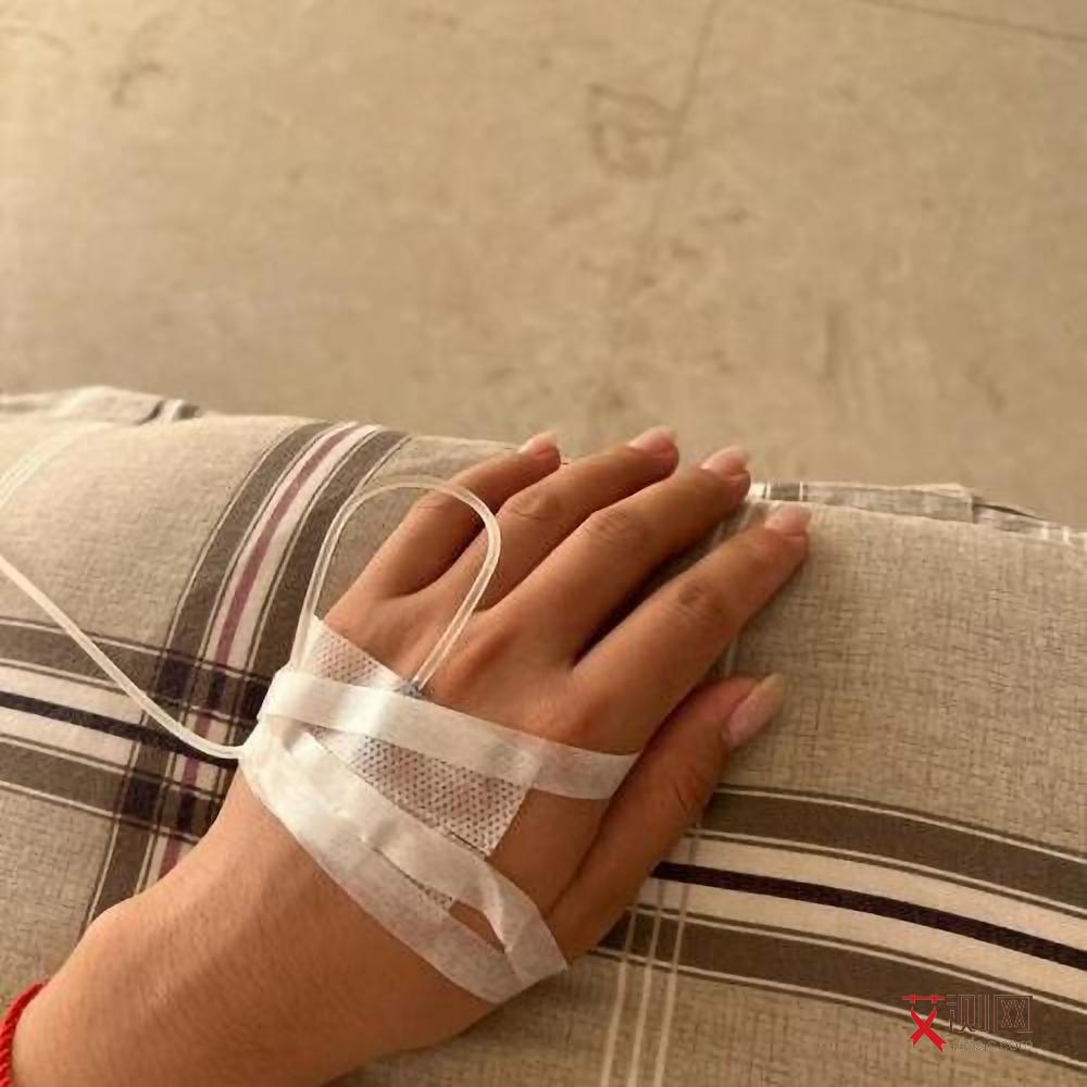 艾滋病多久没有症状就没事了呀